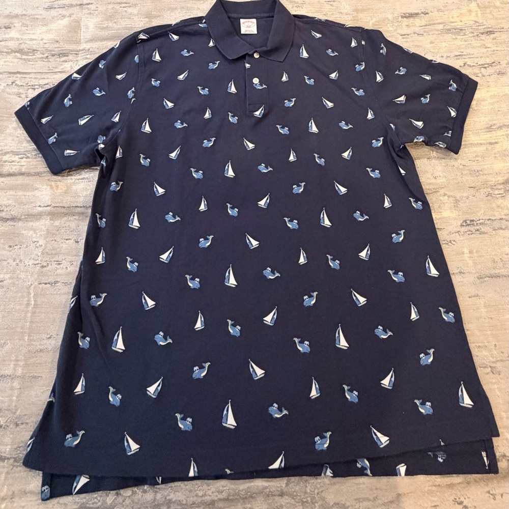 Men's BROOKS BROTHERS 346 NAVY BLUE SAIL BOAT & WHALE POLO KNIT SHIRT - Large